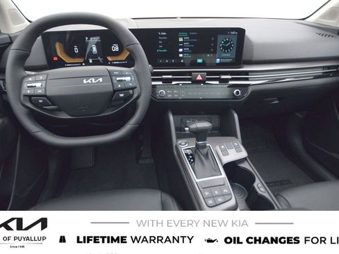 New 2026 Kia Sportage EX image 17