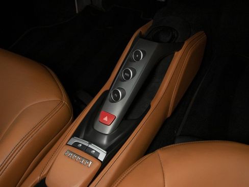 Used 2018 Ferrari 488 GTB image 50