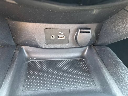 Used 2019 Nissan Rogue SV AWD/4WD image 24