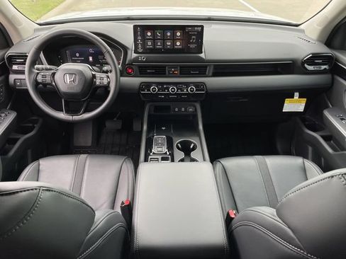 Certified 2026 Honda Pilot EX-L image 10