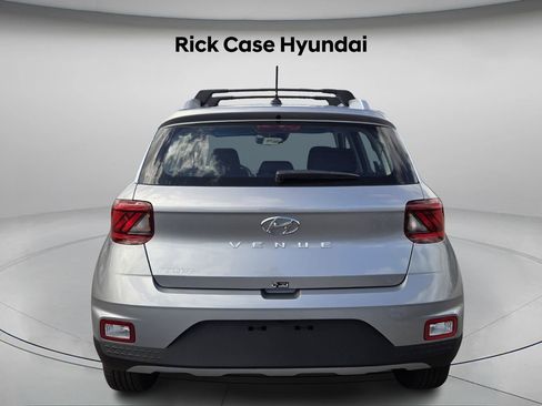 New 2026 Hyundai Venue SEL FWD image 4
