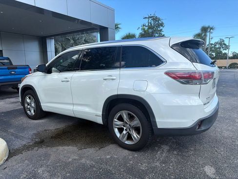 Used 2014 Toyota Highlander Limited FWD image 4