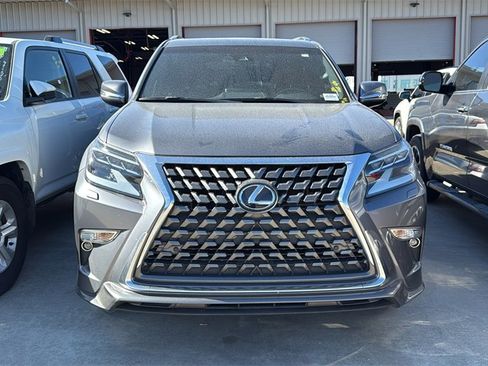Used 2022 Lexus GX 460 Premium image 2