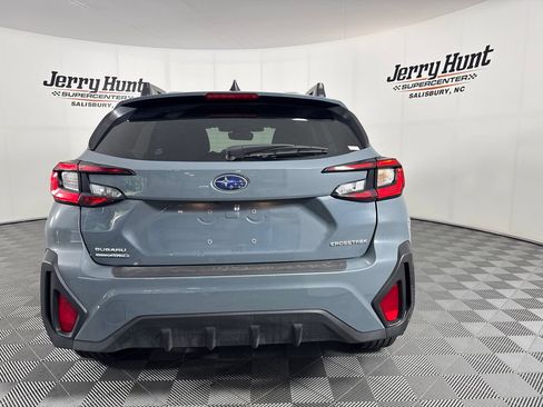 Used 2024 Subaru Crosstrek 2.0i Premium AWD/4WD image 8