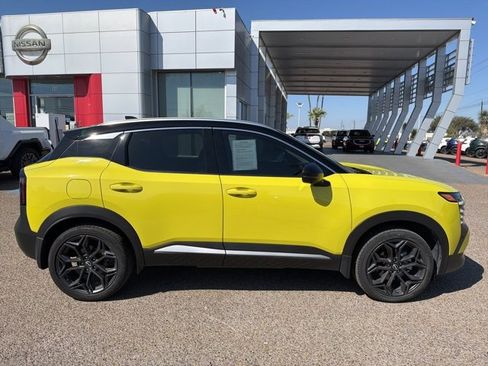 Certified 2025 Nissan Kicks SR image 5