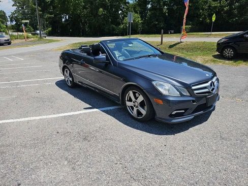 Used 2011 Mercedes-Benz E 550 Cabriolet w/ Premium 1 Pkg image 2