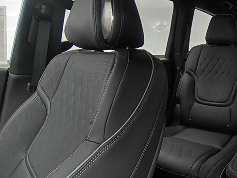 New 2026 INFINITI QX80 Autograph w/ Premium Cargo Package image 21