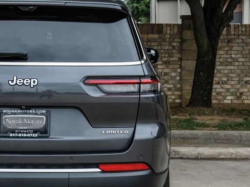 Used 2023 Jeep Grand Cherokee L Limited w/ Luxury Tech Group II image 59