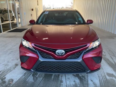 Used 2018 Toyota Camry L image 24
