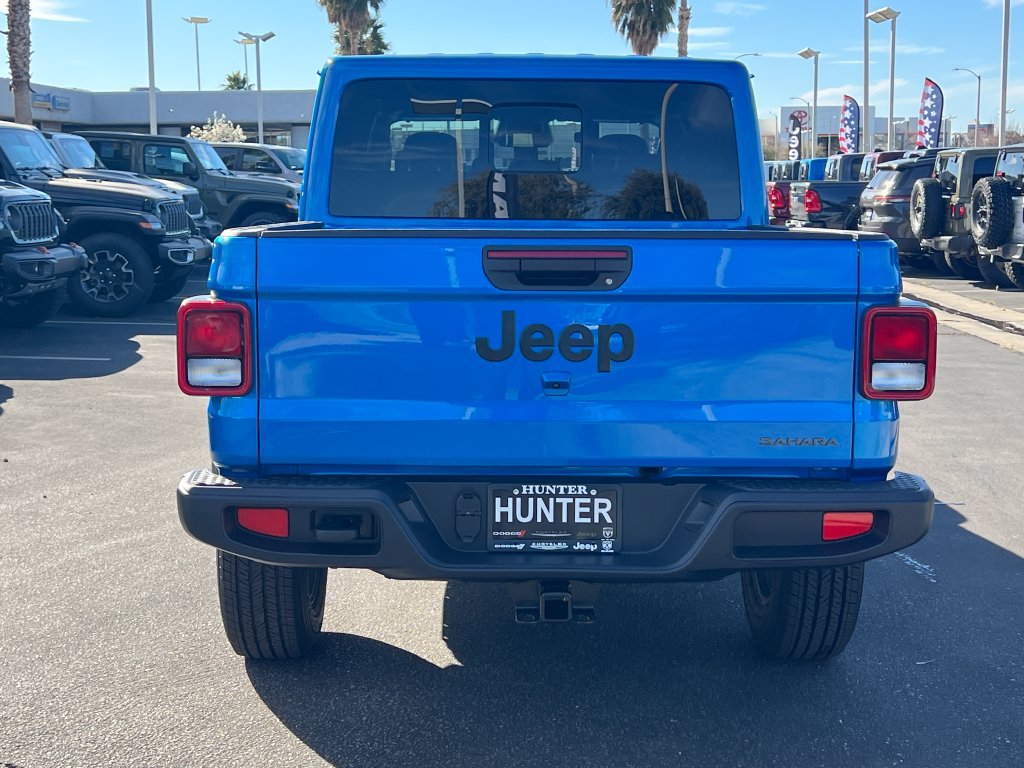 New 2026 Jeep Gladiator Sport AWD/4WD image 4