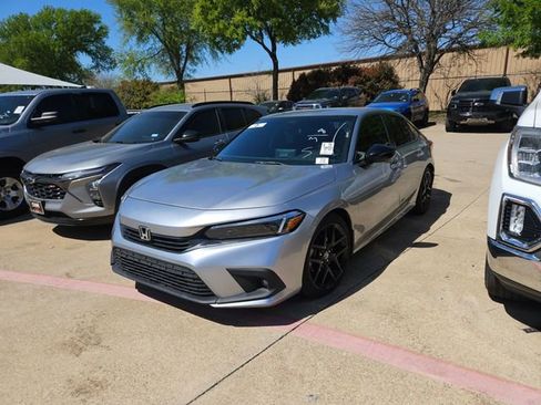 Used 2024 Honda Civic Sport image 1