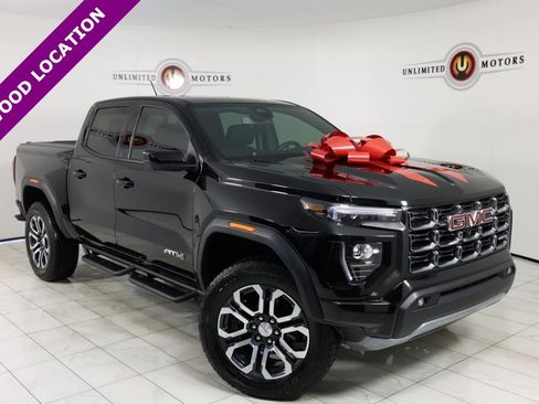 Used 2024 GMC Canyon AT4 w/ AT4 Premium Package image 1