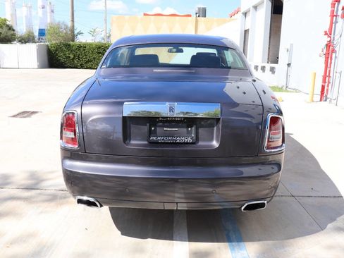 Used 2009 Rolls-Royce Phantom Coupe image 7