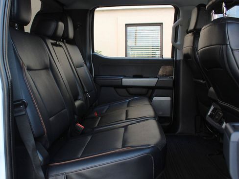 Used 2025 Ford F250 Lariat AWD/4WD image 41