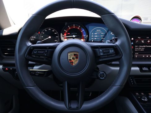 Used 2023 Porsche 911 Carrera GTS RWD image 15