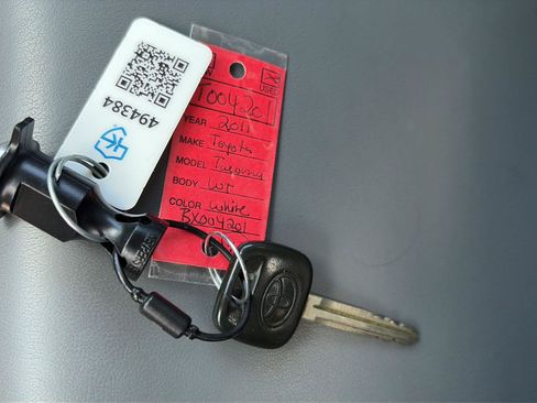 Used 2011 Toyota Tacoma 2WD Regular Cab image 22