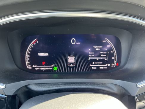 Certified 2023 Acura MDX w/Technology Package image 18