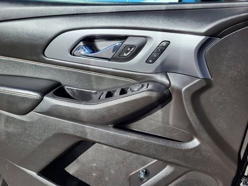 Used 2018 Chevrolet Traverse Premier w/ Redline Edition image 20