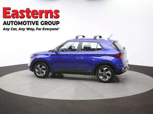 Used 2023 Hyundai Venue Limited FWD image 59