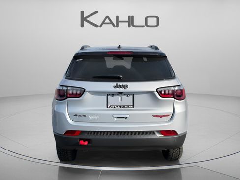 New 2026 Jeep Compass Trailhawk image 3