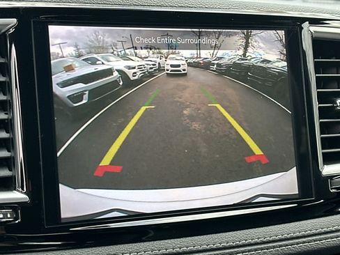 New 2026 Chrysler Pacifica Limited FWD image 8