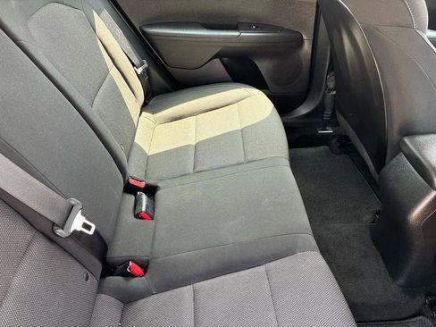 Used 2022 Kia Forte LXS w/ LXS Technology Package FWD image 35