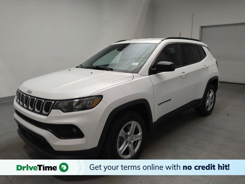 Used 2023 Jeep Compass Latitude AWD/4WD image 1