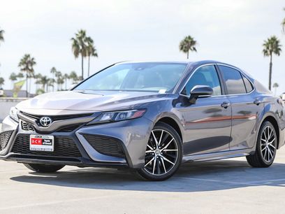 Certified 2022 Toyota Camry SE w/ Carpet Mat Package (TMS)