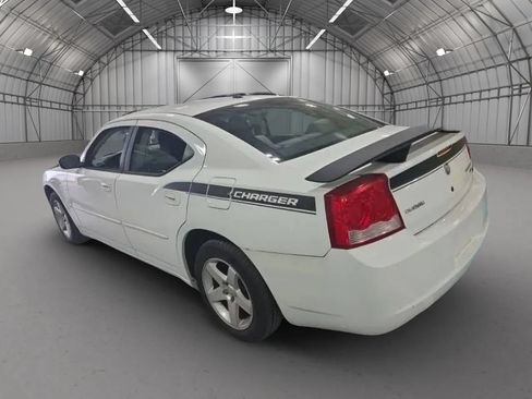 Used 2010 Dodge Charger SXT RWD image 12