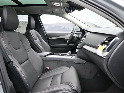 New 2025 Volvo XC90 T8 Ultra w/ Protection Package Premier AWD/4WD image 30