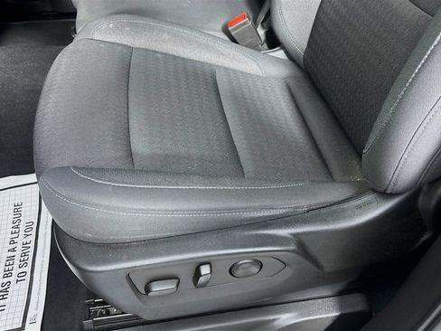 Used 2022 Chevrolet Silverado 1500 Custom AWD/4WD image 19