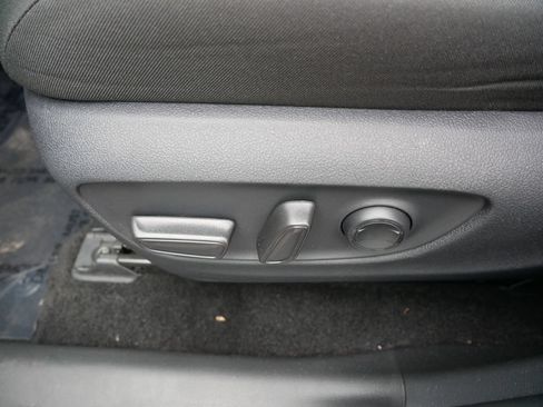 Certified 2025 Toyota RAV4 XLE AWD/4WD image 15