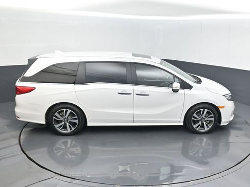 Certified 2024 Honda Odyssey Touring image 14