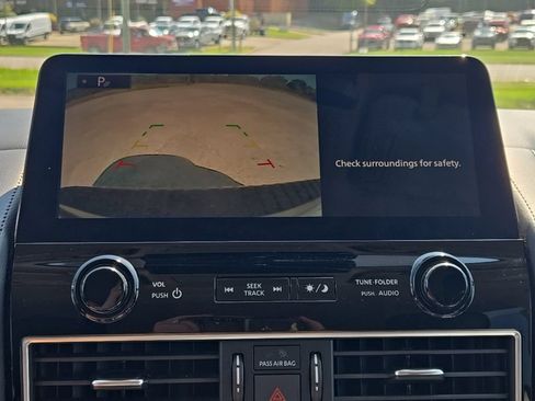 Used 2022 Nissan Armada SV RWD image 7