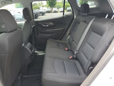 Used 2024 GMC Terrain SLE w/ Driver Convenience Package AWD/4WD image 11