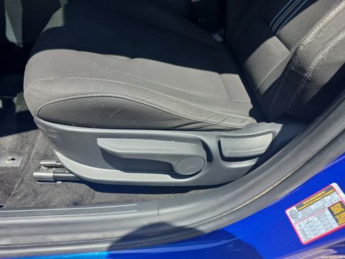 Used 2024 Hyundai Elantra SEL FWD image 14
