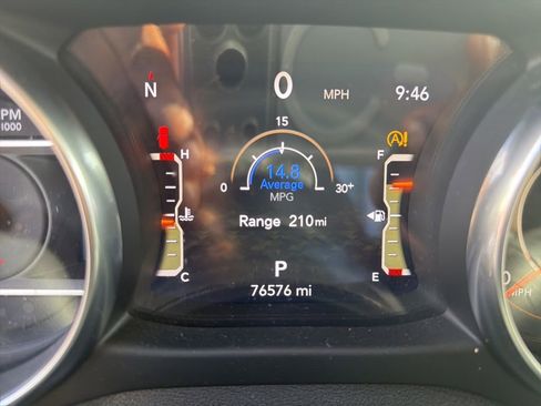 Used 2019 Jeep Wrangler Unlimited Sport S AWD/4WD image 7