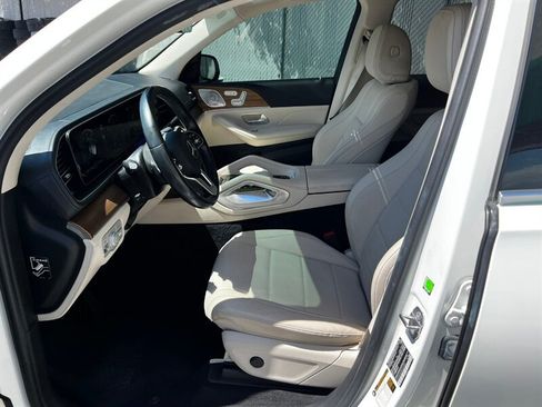 Used 2021 Mercedes-Benz GLE 350 4MATIC w/ Premium Package image 18