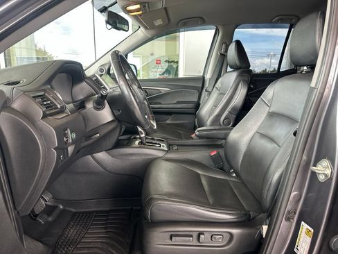 Used 2018 Honda Ridgeline RTL-T image 12