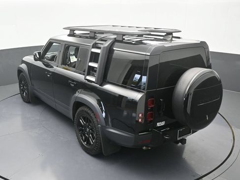 Used 2023 Land Rover Defender 130 SE AWD/4WD image 55