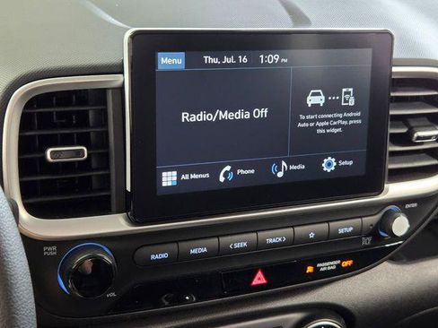 New 2026 Hyundai Venue SE FWD image 19