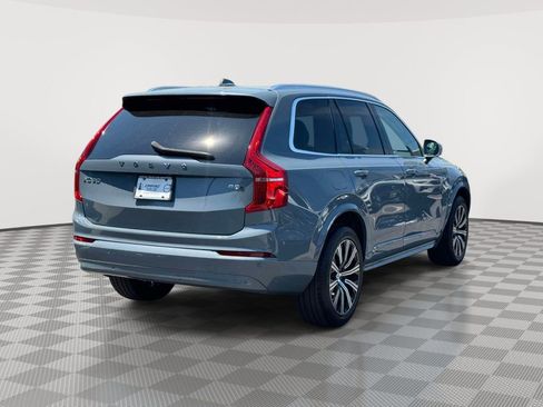 Used 2023 Volvo XC90 B5 Core w/ Climate Package AWD/4WD image 4