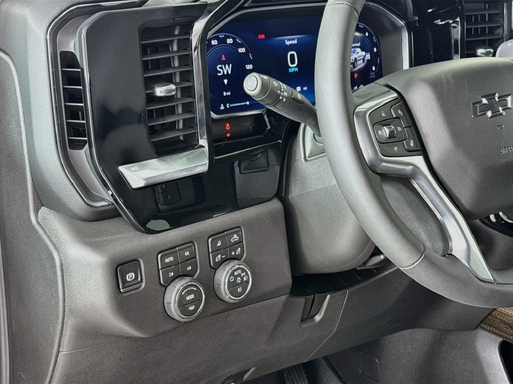 New 2026 Chevrolet Silverado 1500 LT Trail Boss w/ LT Trail Boss Premium Package AWD/4WD image 11