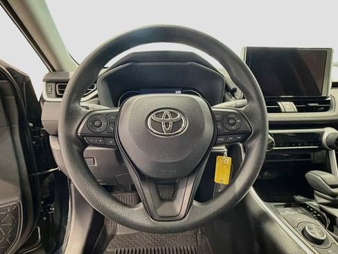 Certified 2025 Toyota RAV4 LE AWD/4WD image 9