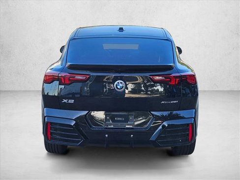 Used 2026 BMW X2 xDrive28i AWD/4WD image 6