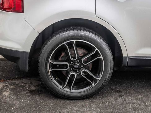 Used 2014 Ford Edge SEL w/ Equipment Group 205A image 6