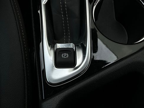 Used 2025 Buick Encore GX Preferred image 21