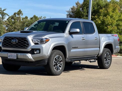 Certified 2023 Toyota Tacoma TRD Sport w/ Advanced Technology Package AWD/4WD image 9