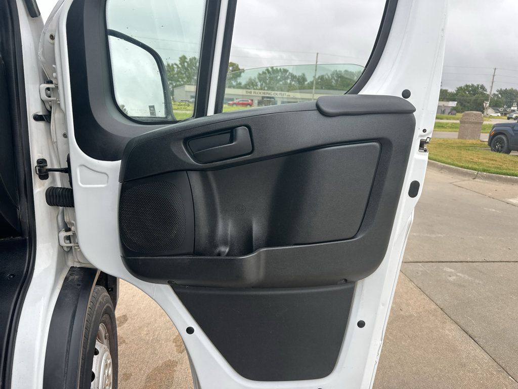 Used 2023 RAM ProMaster 2500 FWD image 28