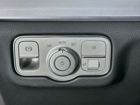 Used 2026 Mercedes-Benz GLE 350 4MATIC image 17